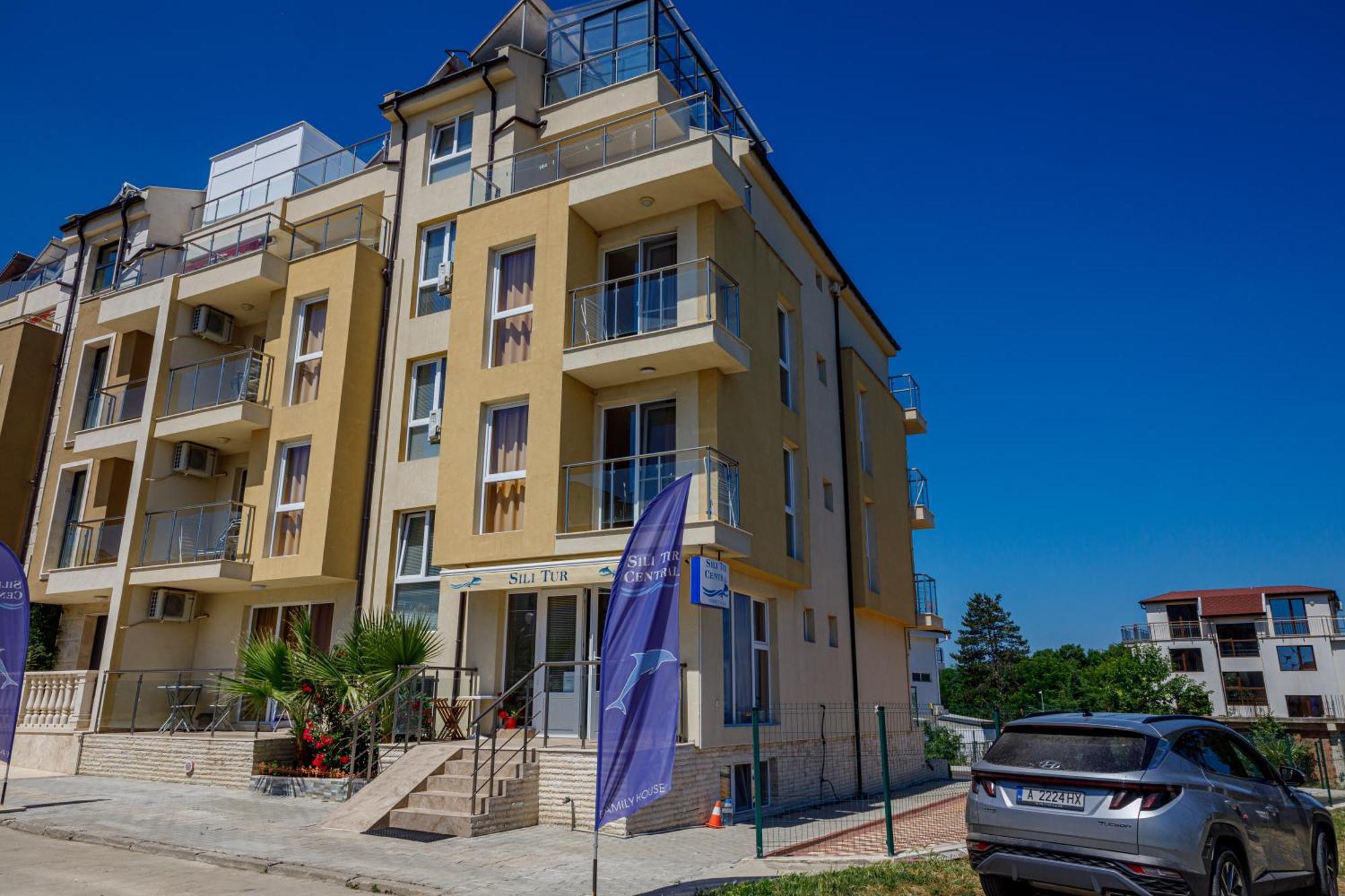 Silitur Central Aparthotel Ahtopol Exterior photo